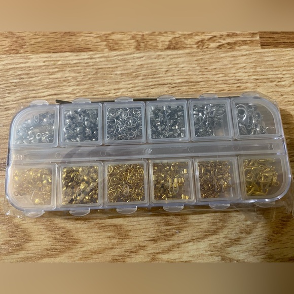 Jewelry Making Kit with Pliers and Beads And Clasps NEW - Picture 4 of 7